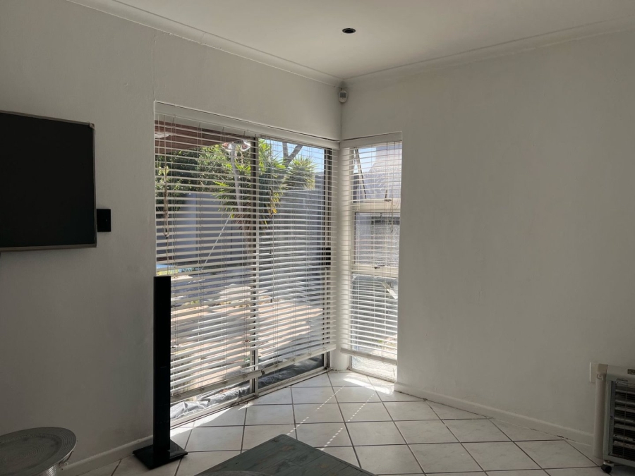 3 Bedroom Property for Sale in Parklands Western Cape